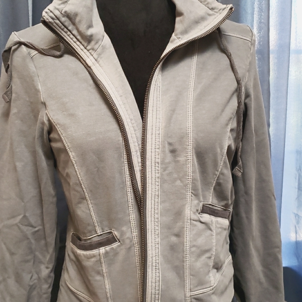 Cropped Jacket